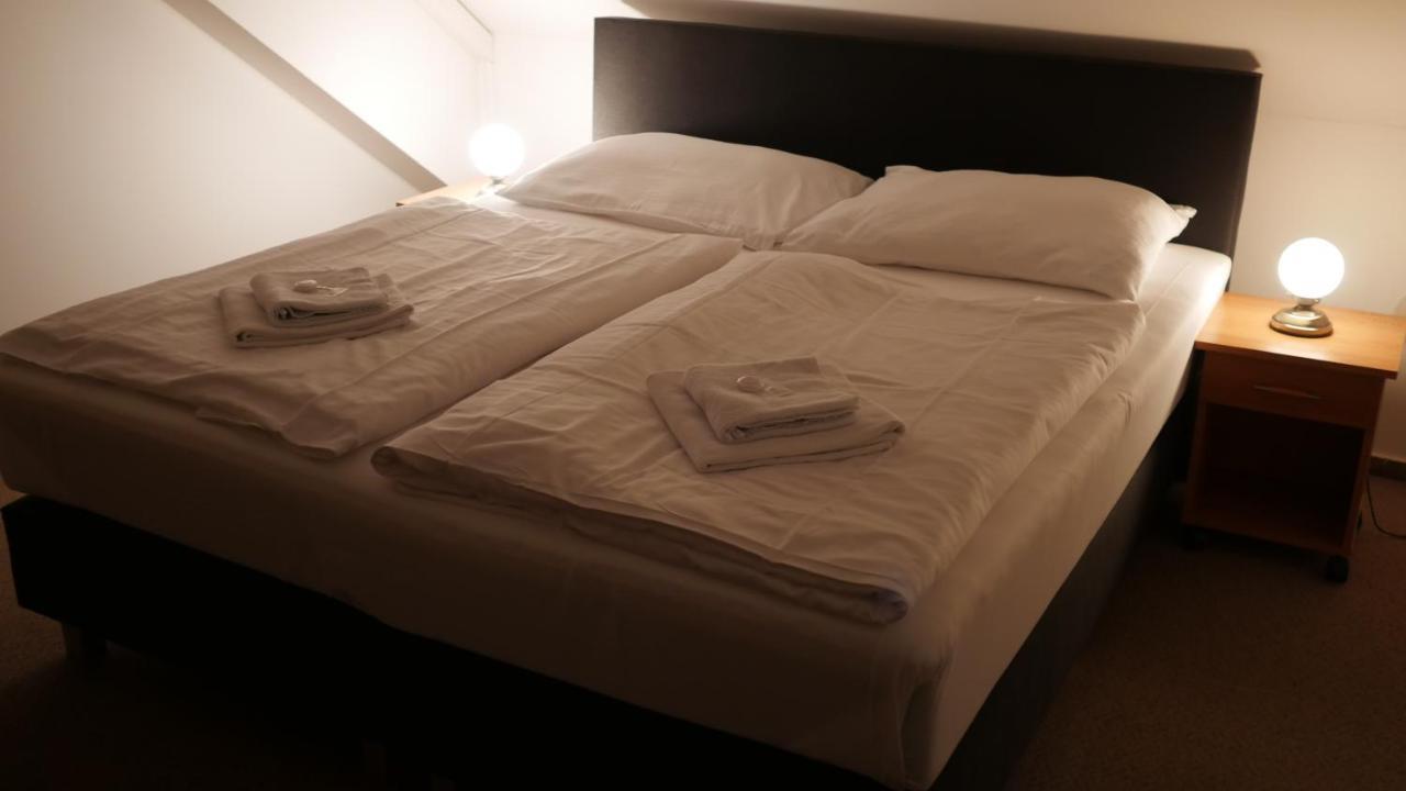 白小马酒店 3* Třeboň